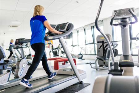 Salle de fitness de l'Hôtel Athena Spa à Strasbourg