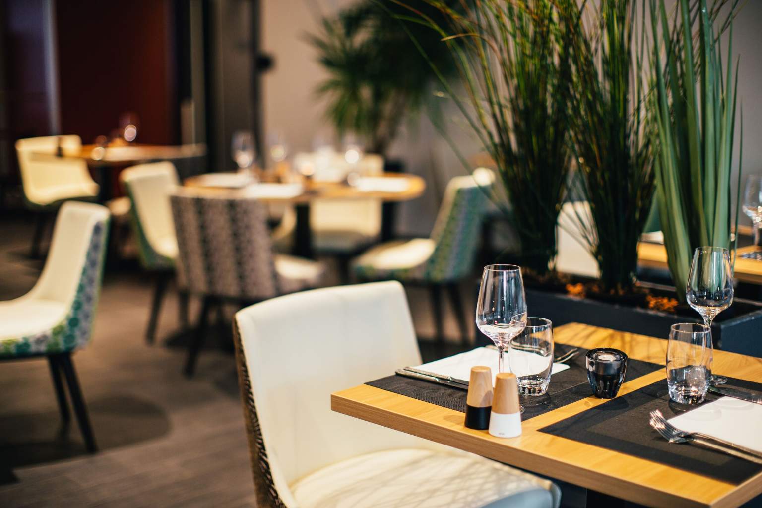 Bistro Athéna avec belle terrasse restaurant bistronomique à Strasbourg Alsace