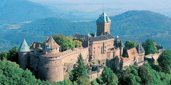 <span><span><span>Hôtel Athena Restaurant & Spa proche du </span></span></span>Château du Haut Koenigsbourg