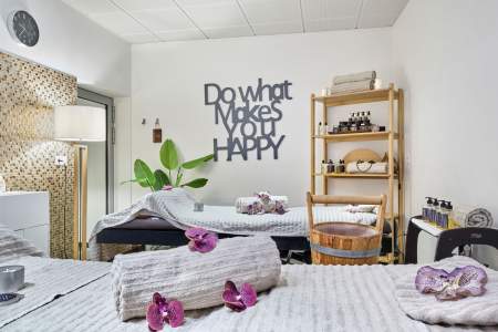 Salon de massage et bien-être du spa de l'Hôtel 4 étoiles Athena à Strasbourg